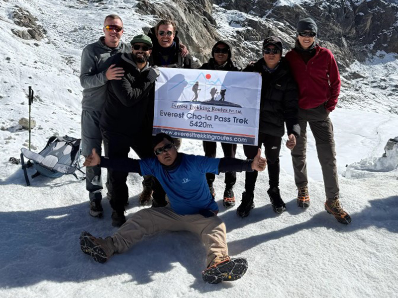  Sarin Ghougassian trek to Everest Base Camp